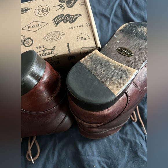 Fossil mens brown leather Boots size 12. Very rare. - Picture 5 of 11